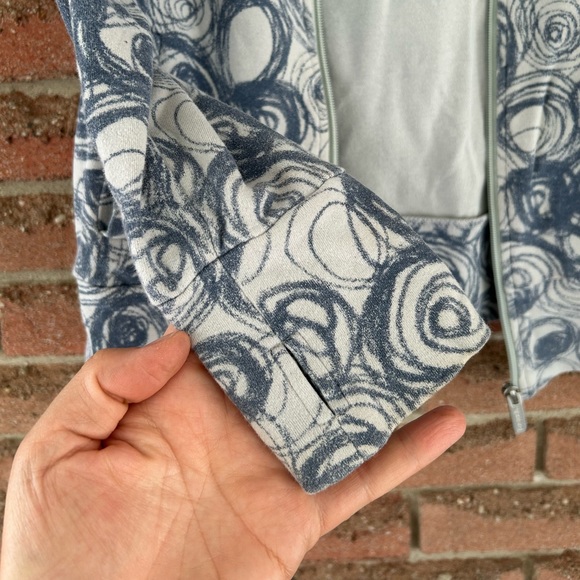 Bench zip-up hoodie - Picture 4 of 7